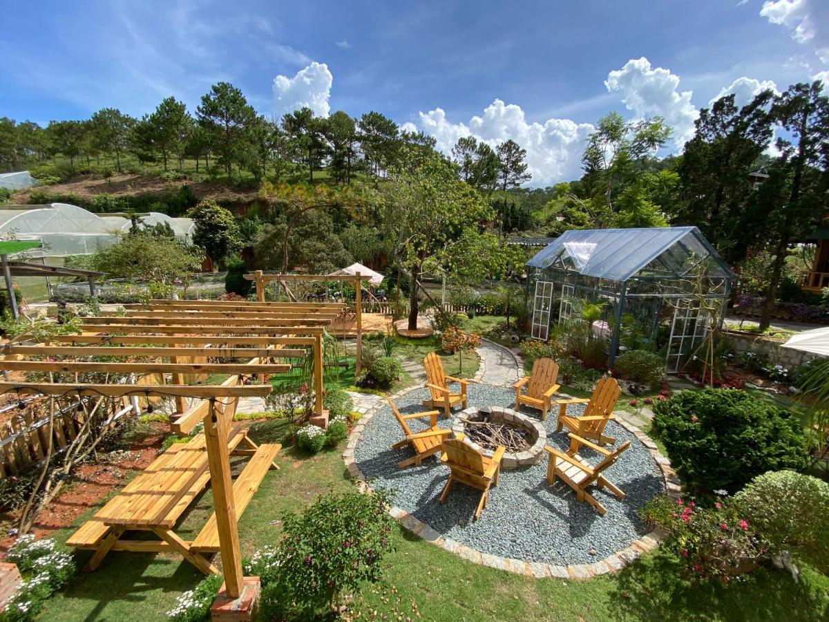 Berry Valley Homestay Далат Экстерьер фото