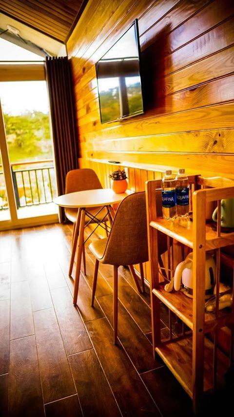 Berry Valley Homestay Далат Экстерьер фото